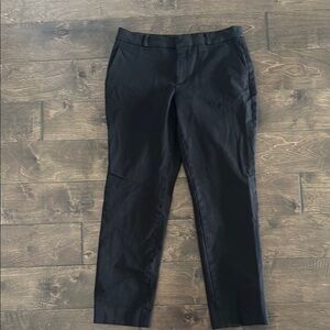 Women’s cropped Black Pants